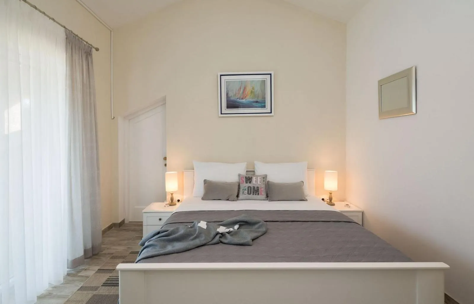 Seafront Villa Noah With Heated Pool Pridraga