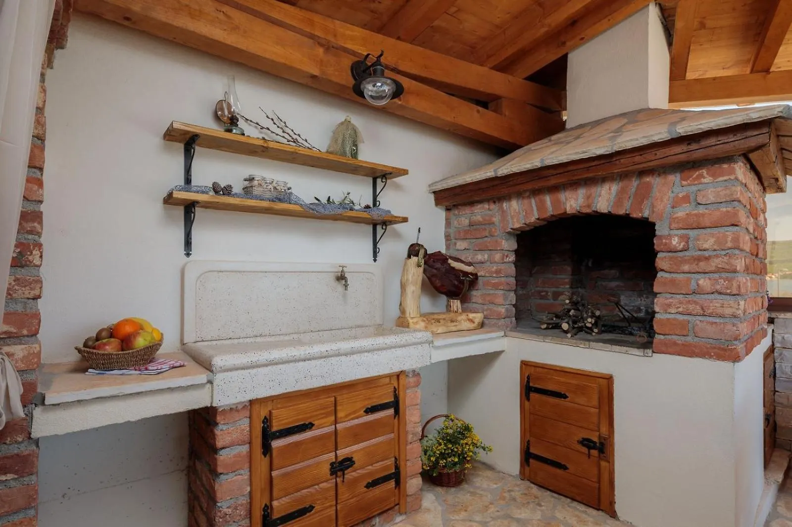 Seafront Villa Noah With Heated Pool Pridraga